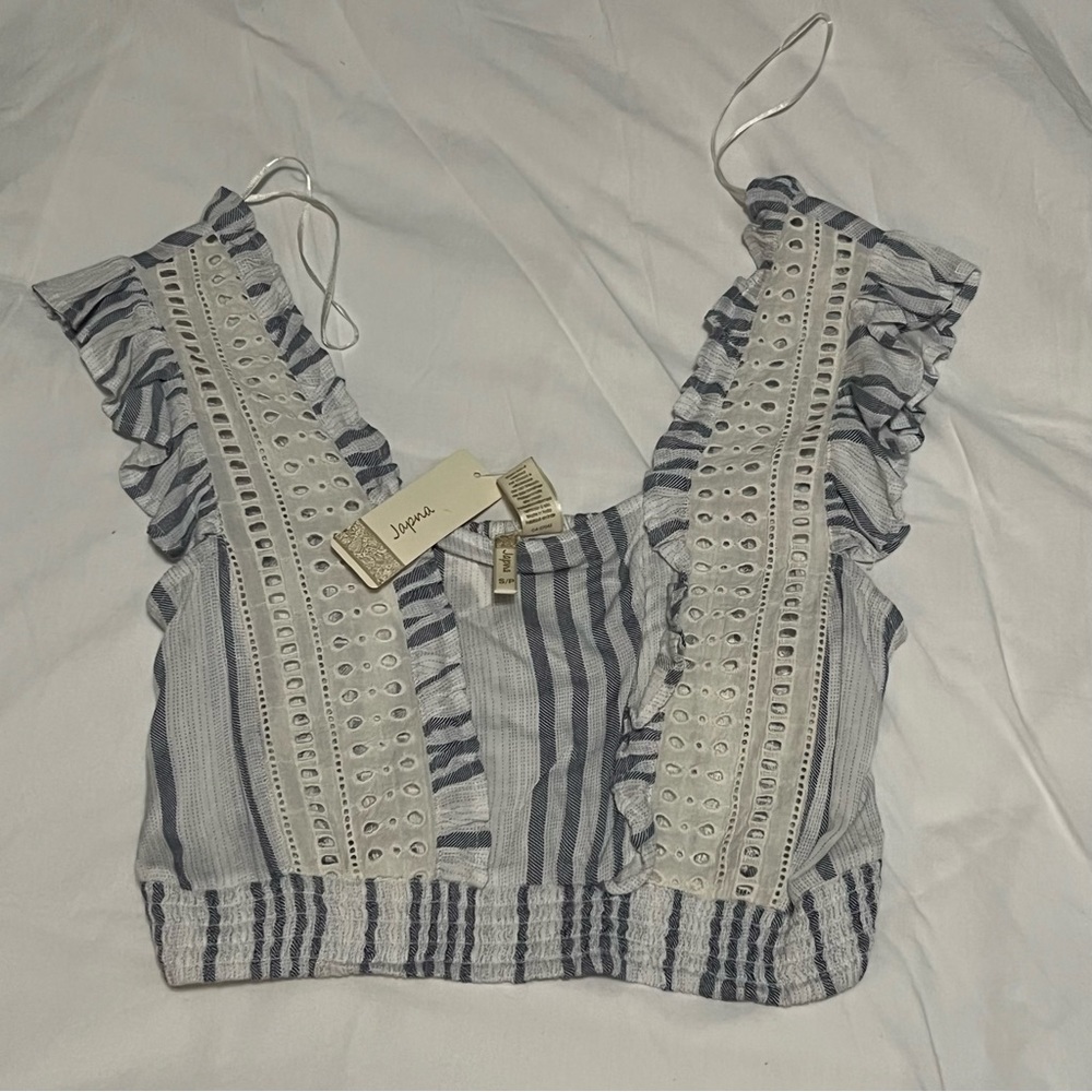 Cropped top
